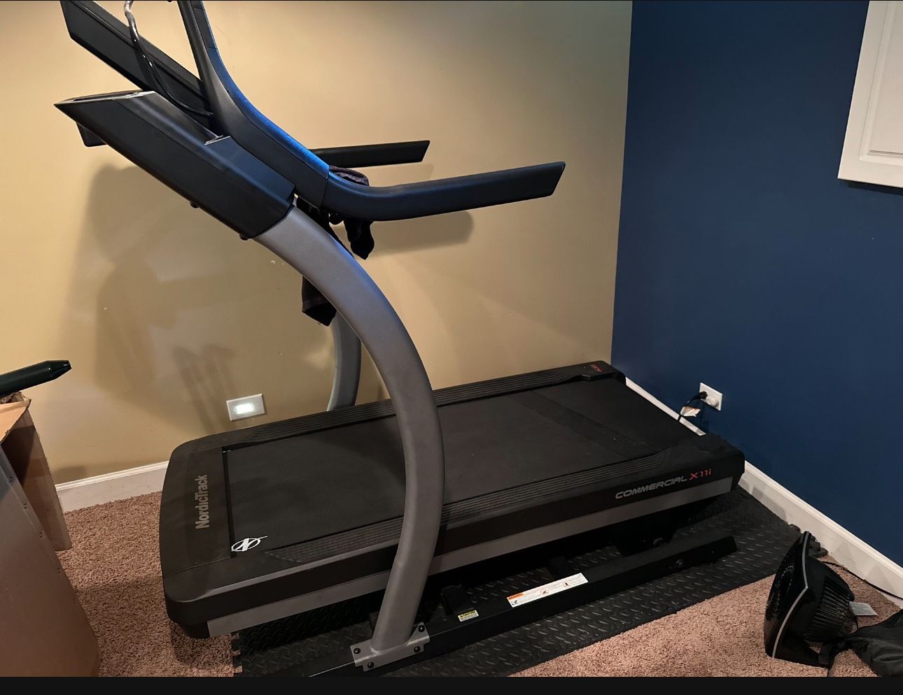 Commercial Nordictrack Treadmill X11i