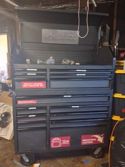 Husky heavy duty tool box set