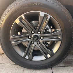 Complete Set Of Ford Tires & Rims (4)