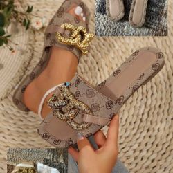 Women’s Flat Sandals Size 10.5