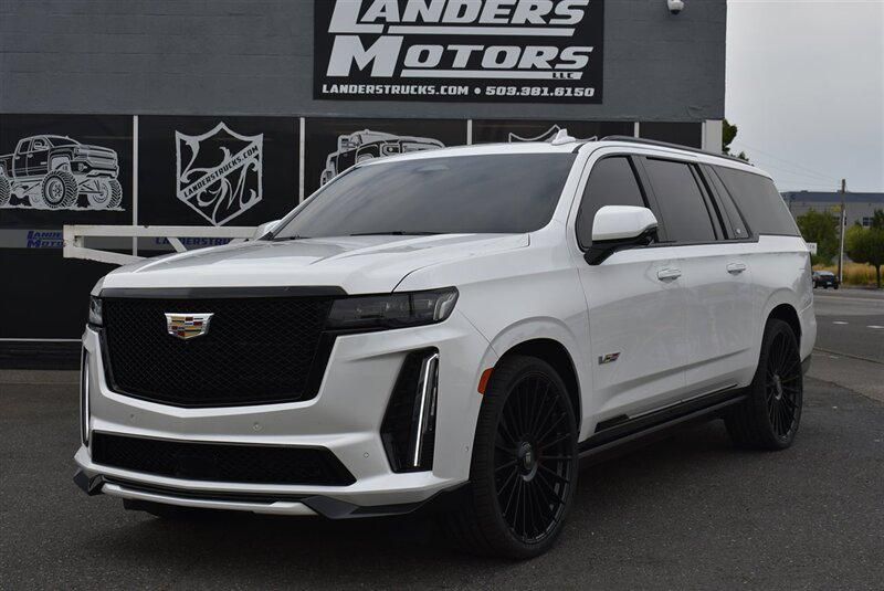 2023 Cadillac Escalade ESV