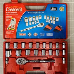 Crescent brand 39 piece Ratchet set