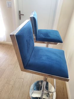 Counter/kitchen/bar tools/ chairs