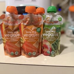 Free Happy tot pouches 