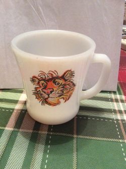 Vintage ESSO TIGER Milk Glass Mug