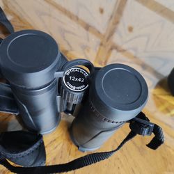 Adorrgon Binoculars