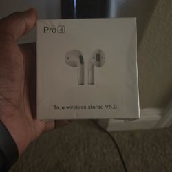 AirPod Pros 4 