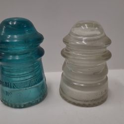 Pair Of Antique Hemingray Glass Insulators