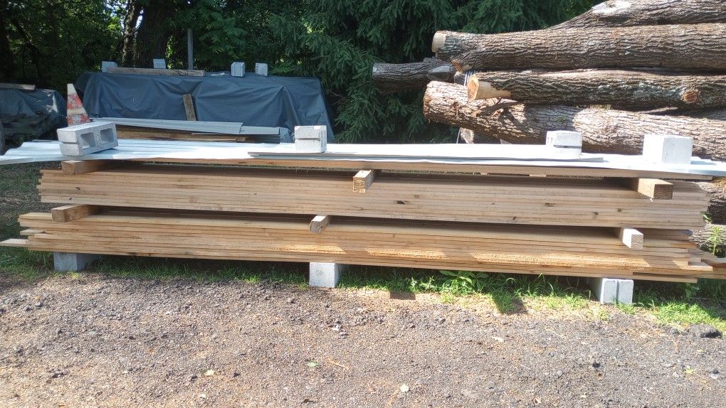 1"X6"X16' Oak Fence Boards