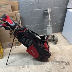 Nice Barely Used Golf Clubs And Bag And Cart