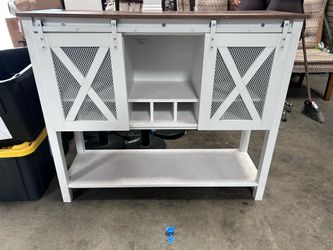Farmhouse coffee bar