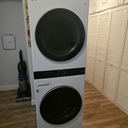 LG Washer/dryer Combo 