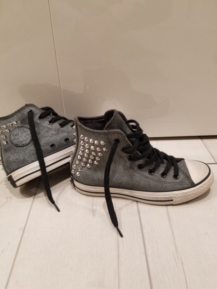 Converse Leather, Stud,rock,gray ,size 6