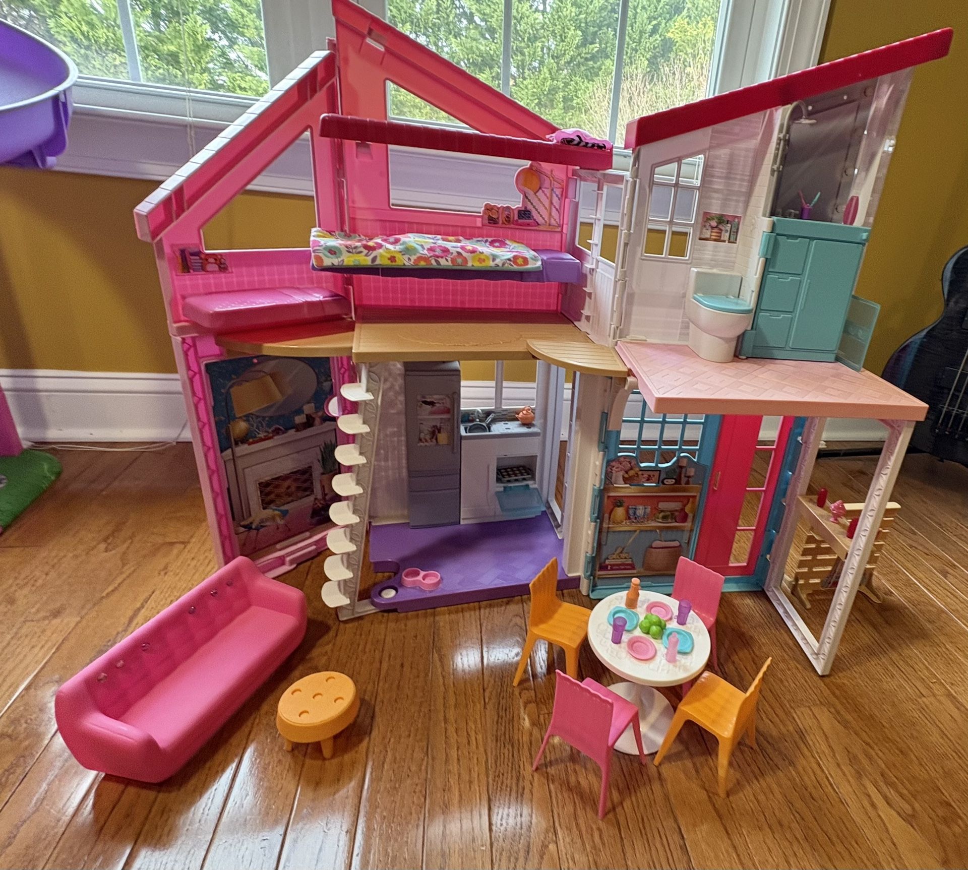 Barbie Malibu House
