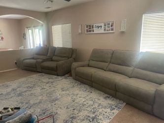 Recliner couch and chair bundle