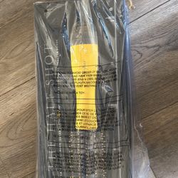 Drybar Half Shot Blowdryer Brush 