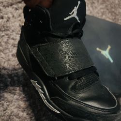 KIDS JORDAN