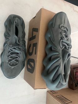 Yeezy 450 size 9