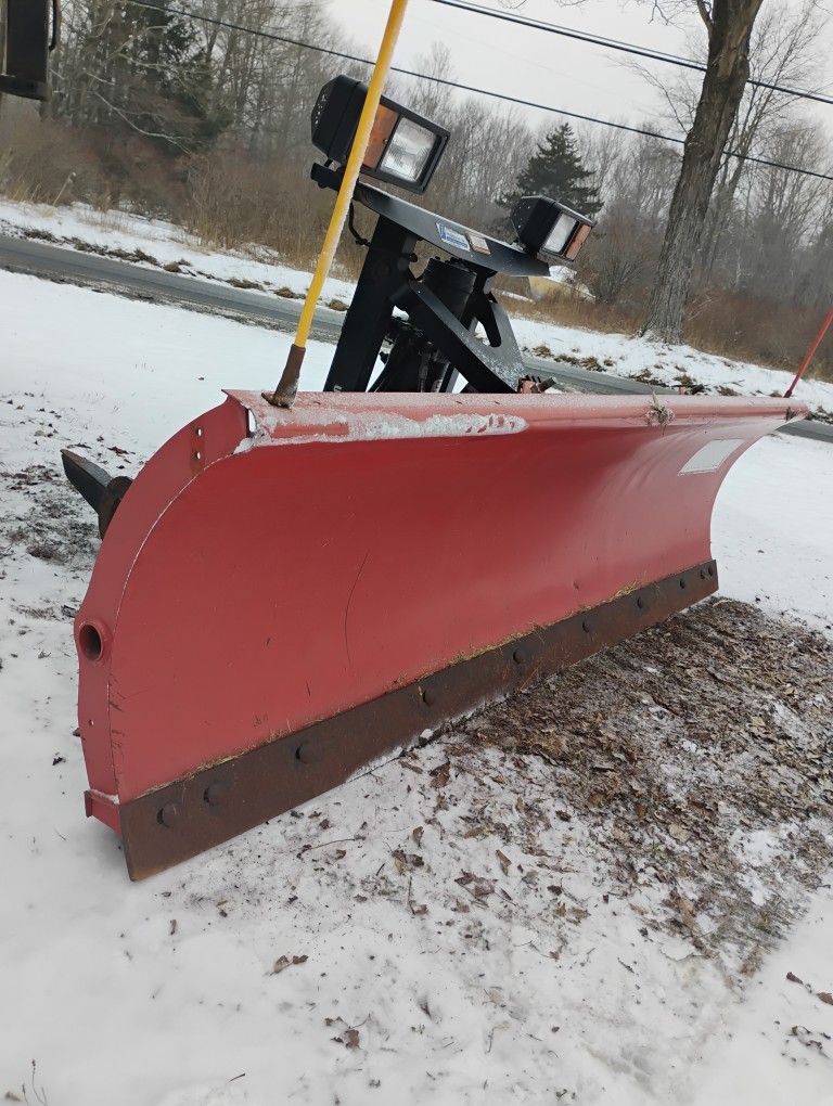 7.5 Snow Plow 3 Plug Western Ultra Mount