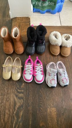 Toddler shoes size 9