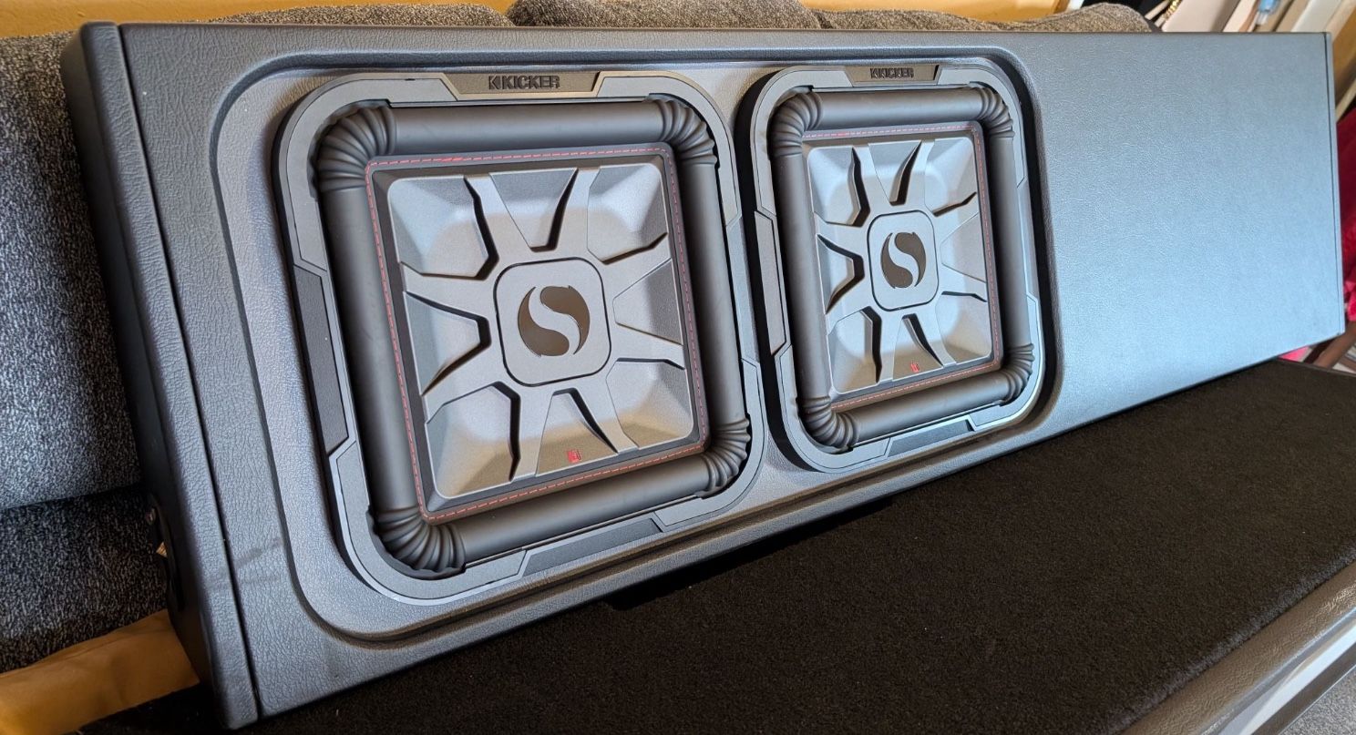 New Custom Ported Box 2 12” Kicker L7t Subwoofers For Single Cab Trucks