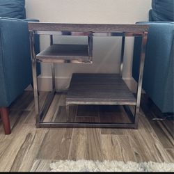 Side table End table