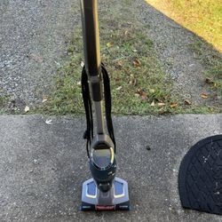 Bissell Vacuum And Steamer