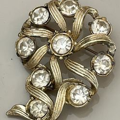 Brooch - I Dont Know Material It Is Made If - See Pix For Size 