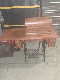 Wheeler and Wilson W9 Antique Treadle Sewing Machine with Cabinet