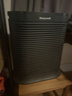 True HEPA 310 sq. ft. Allergen Remover Air Purifier
