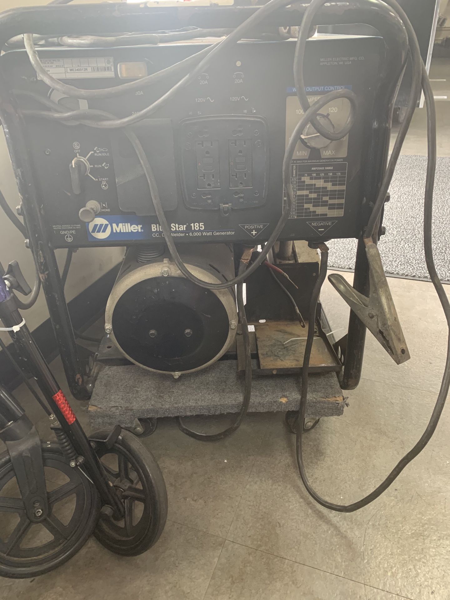 MILLER BLUE STAR 185 welder / Generator for Sale in San Antonio, TX