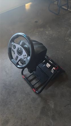 Racing sim wheel and pedals( with stand)