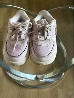 Nike sneakers for girls size 6