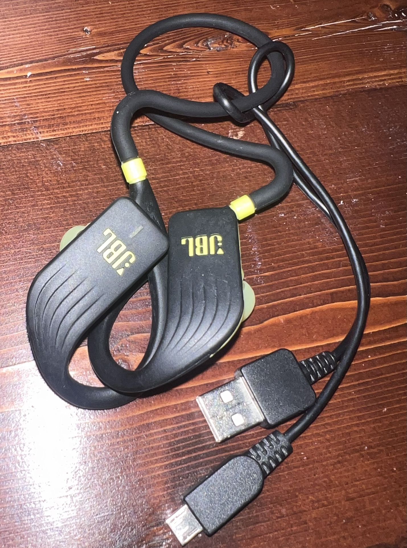 JBL endurance Wireless headphones