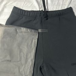 Black Link Essentials Shorts 