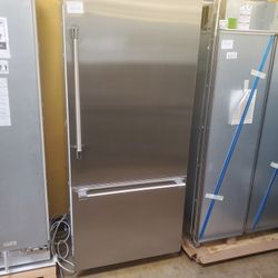 Thermador Fridge Freezer Built In Refrigerator 