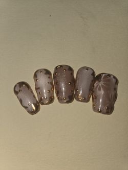 Pink and gold press on nails set