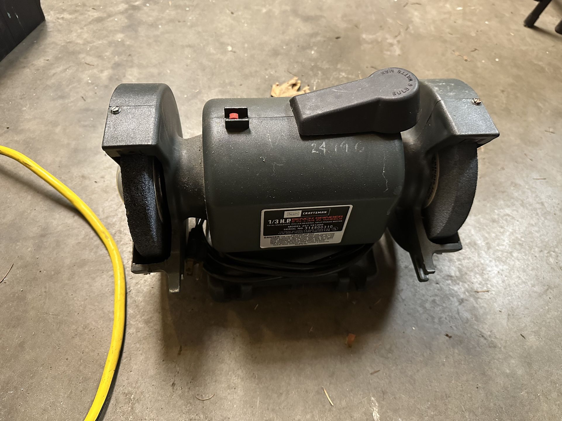 Craftsman Bench grinder