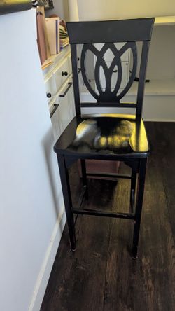 Bar stool