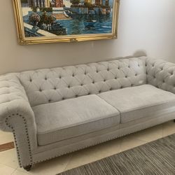 Tufted Couch - Brand new 