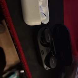 bose and airpods 2