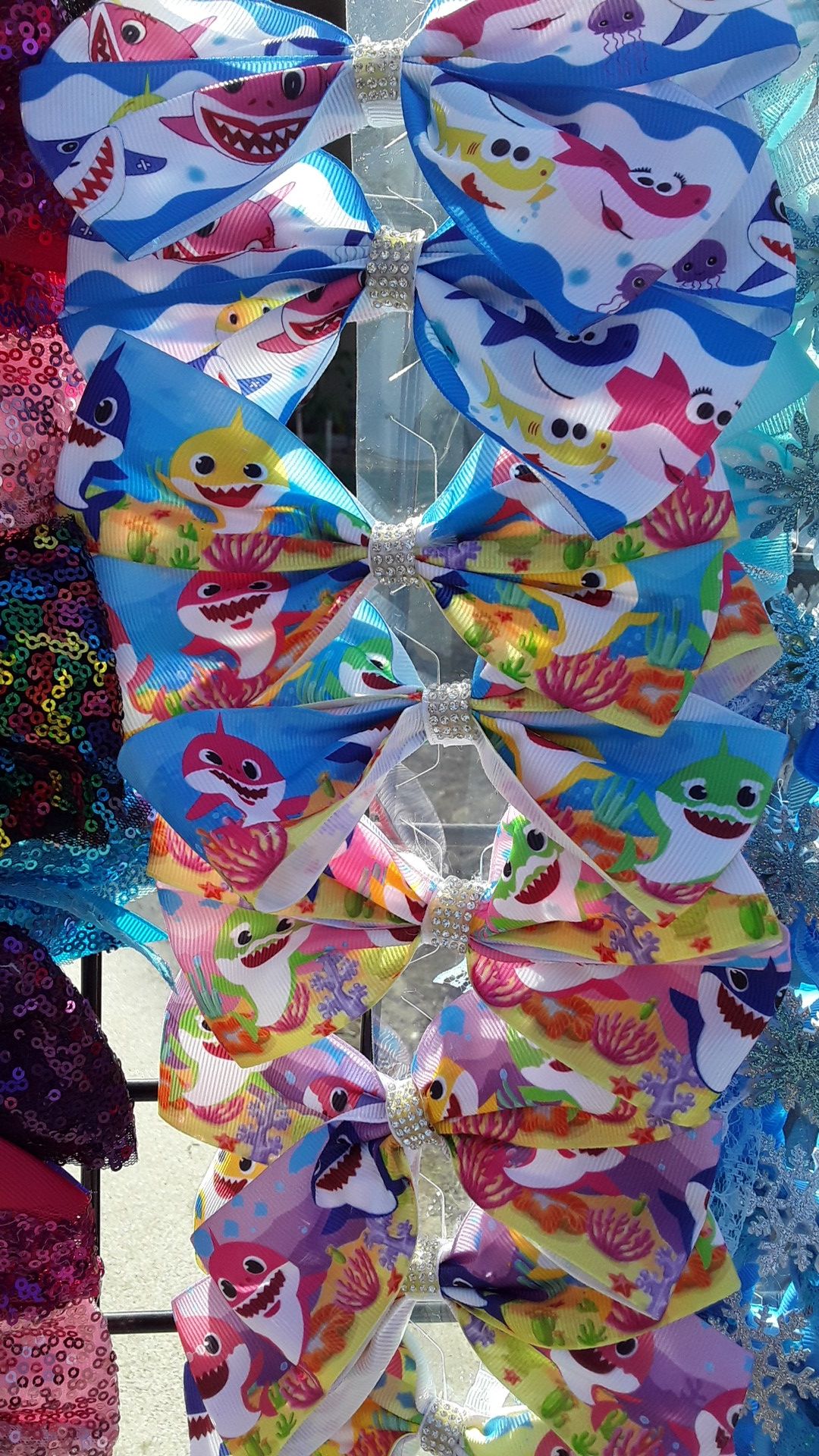 Baby shark bows