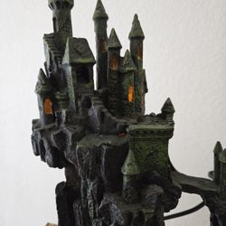 Disney Sleeping Beauty Maleficent Castle On Forbidden Mountain Figurine Statue Light-up Collectible