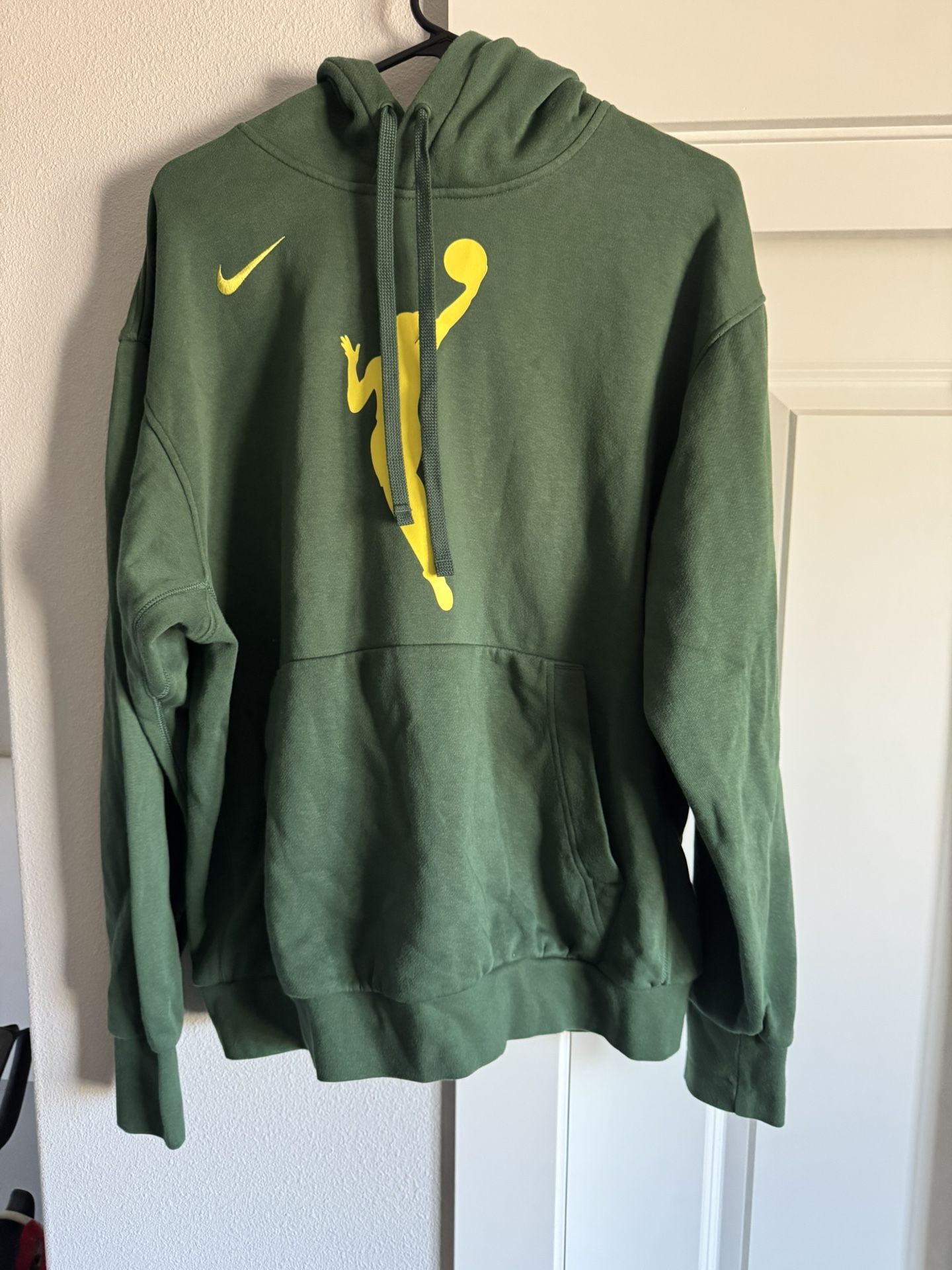 WNBA Nike Hoodie, Green/Yellow Size L