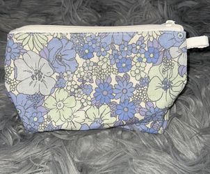Makeup bag