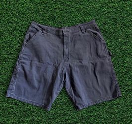 Navy blue Dickies carpenter shorts with a relaxed fit and a touch of streetwear vibe #skaterstyle