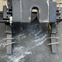 Fifth wheel hitch husky 15 K