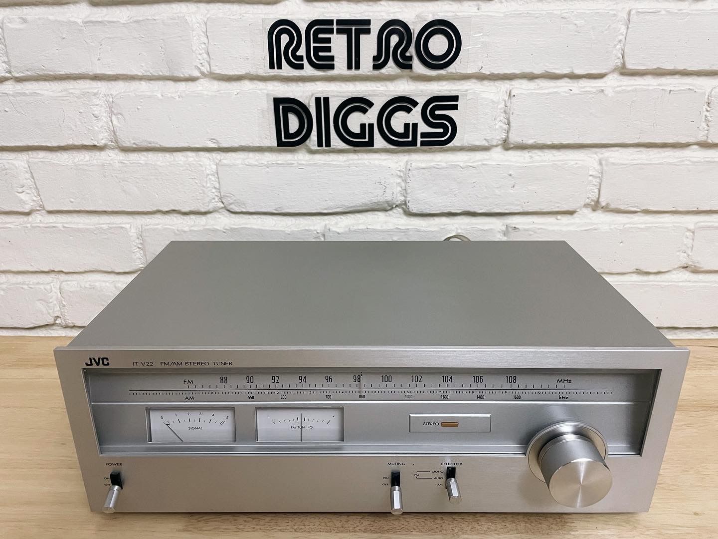 Platine Tuner Stéréo JVC JT-V2 - Vintage - Fonctionne - Occasion