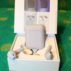 New Bluetooth/rechargeable/earpiece/ Headphones/earbuds/headset many styles available compatible with iPhone or android Bz9