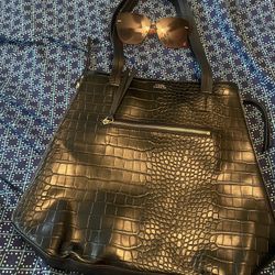 Black Vince Camuto Purse In Perfect Condition Looks New 